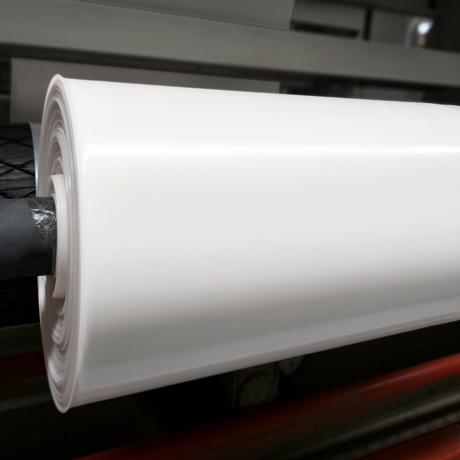 PLASTICO TRANSPARENTE 4MTS X 110 MTS CALIBRE 4